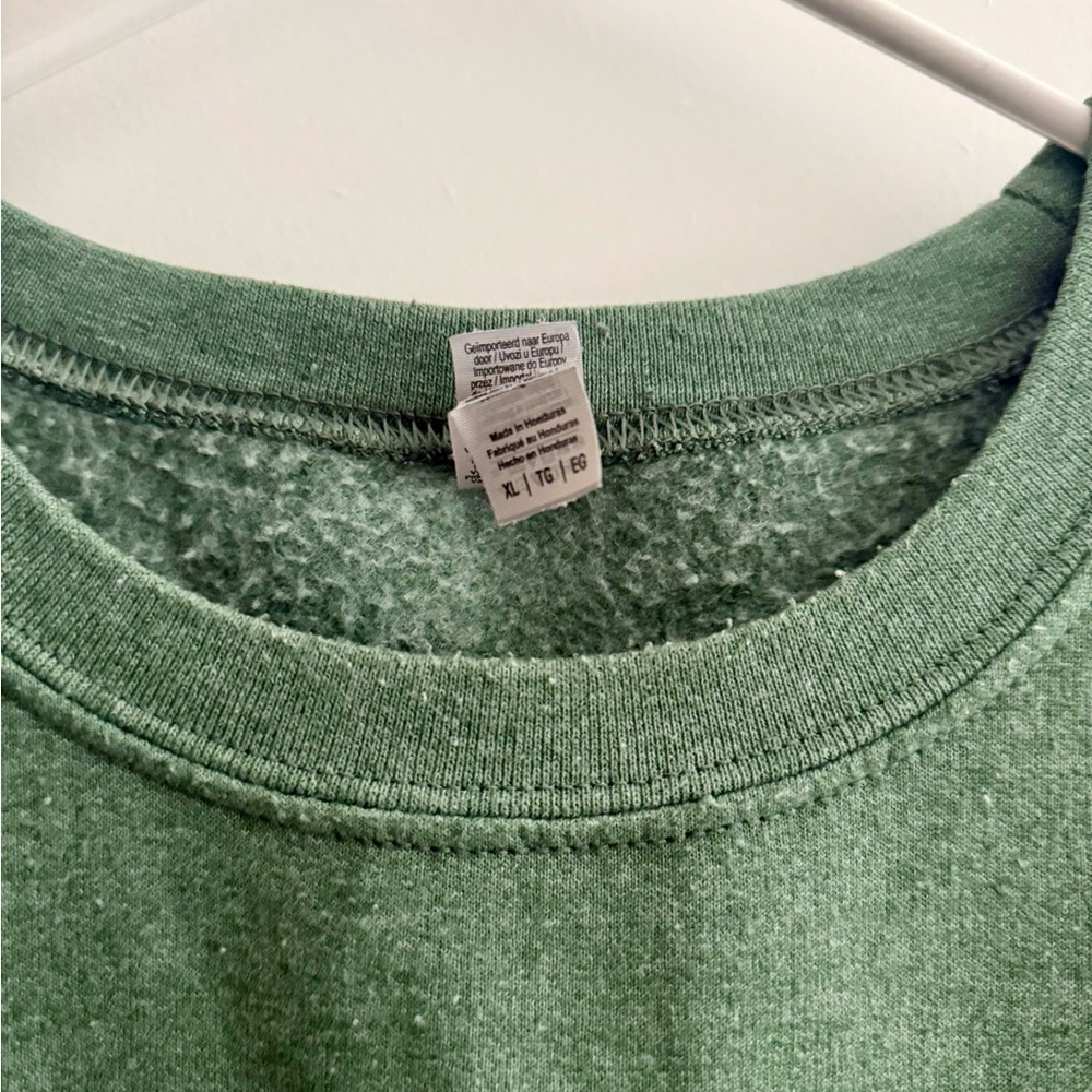 Boston Green Men's Sweater - Picture 2 of 2